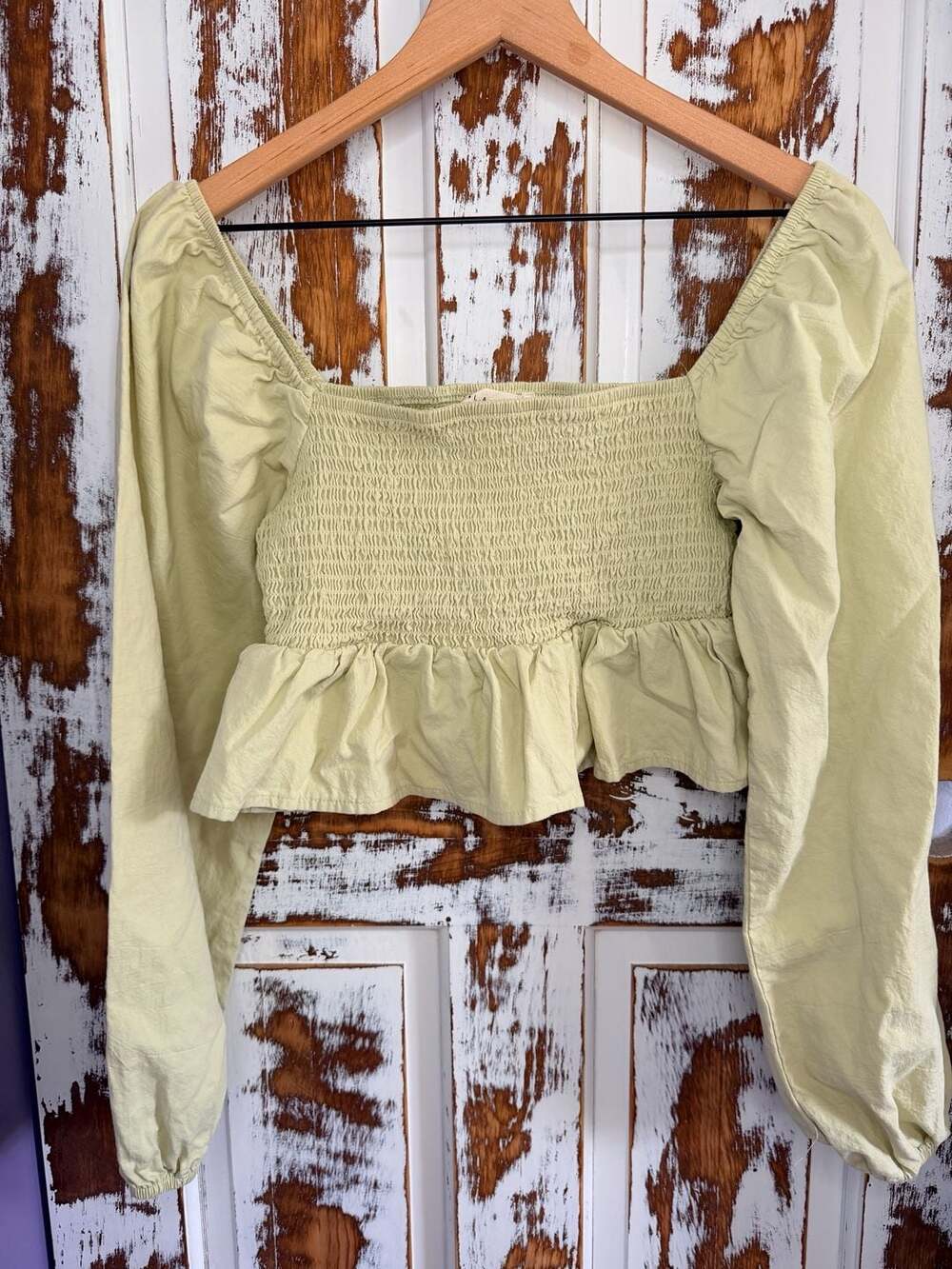 L.A. Hearts Long Sleeve Smocked Peplum Crop Top Light Green Size M